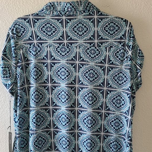 BCBGMaxAzria Top - Picture 10 of 14